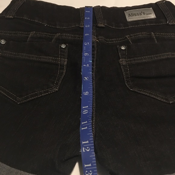 Alissa’s Jeans Highrise Cuff Stretch Denim Shorts - Picture 10 of 16